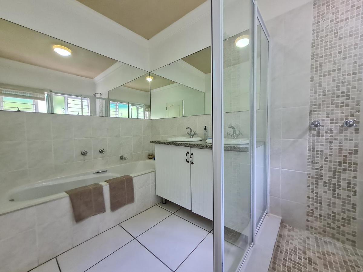 בליטו Shaka'S Seat Guesthouse מראה חיצוני תמונה